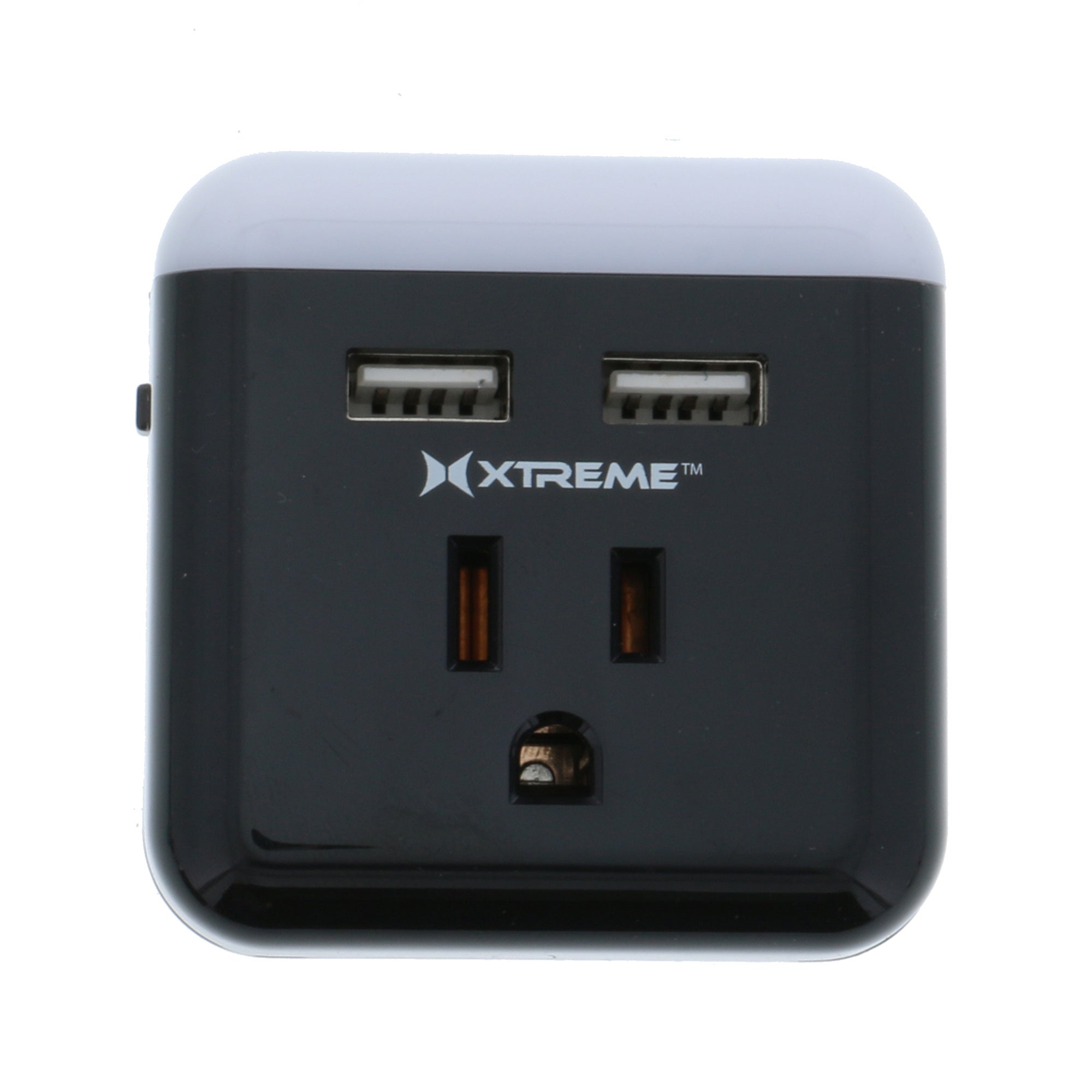 Night Light Plug w/2 USB + 1 AC Outlets