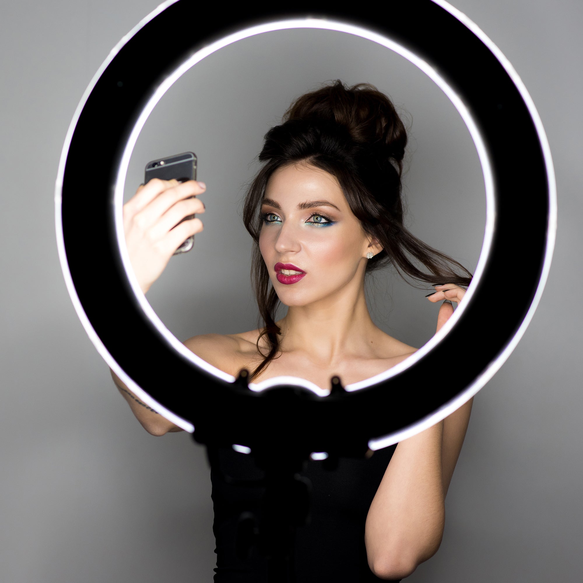 LED 6-inch Ring Light, Ball-Joint Gooseneck and Tripod, 10 Brightness Levels, Multi-White Color Modes