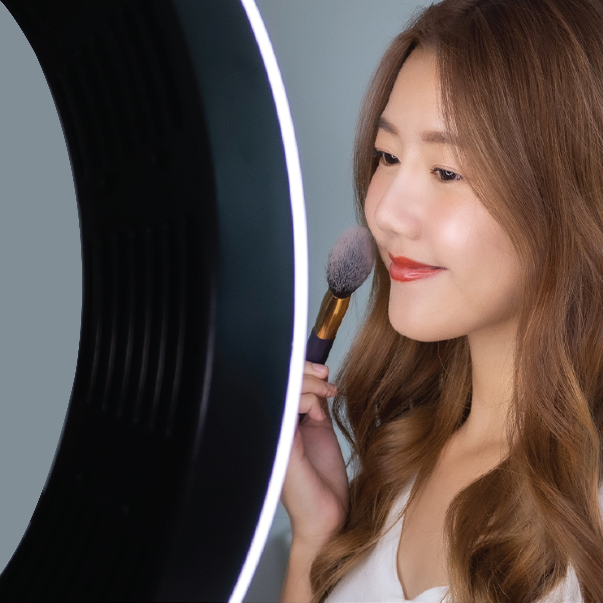 LED 6-inch Ring Light, Ball-Joint Gooseneck and Tripod, 10 Brightness Levels, Multi-White Color Modes